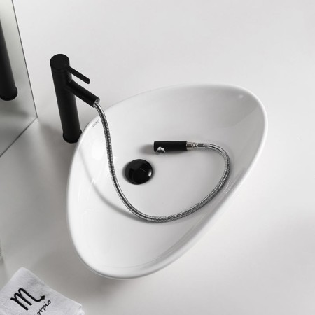 Nordic Ceramic Wash Basin in Triangle Shape for Home Countertop